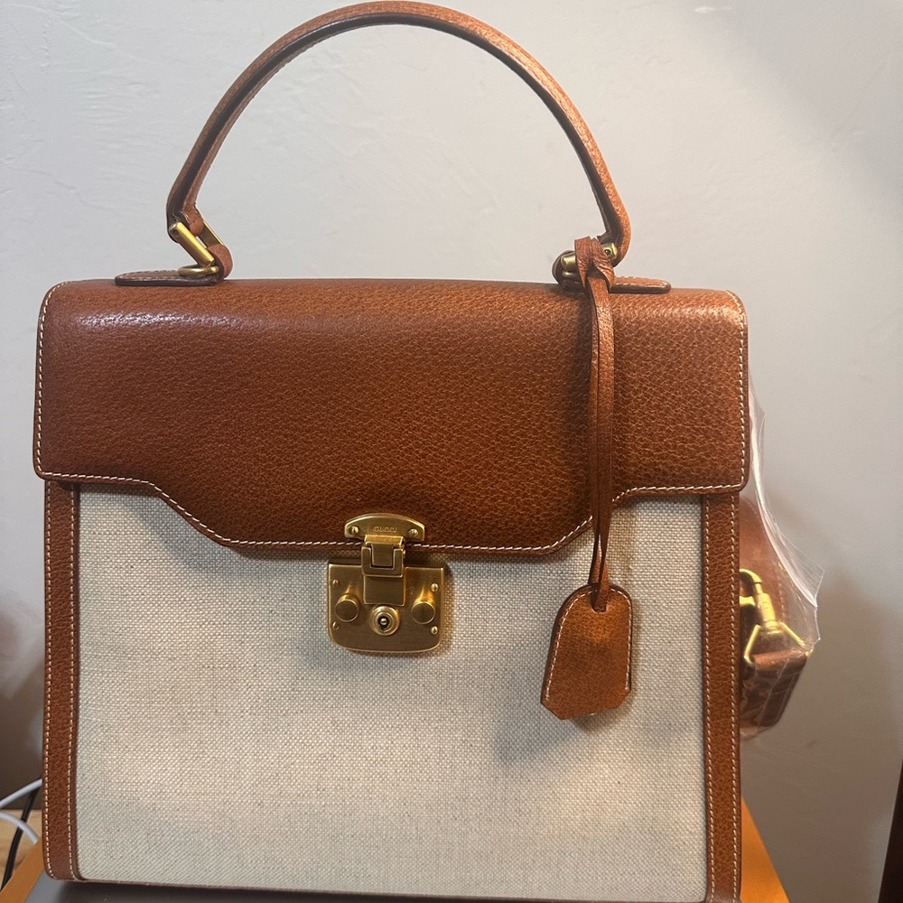 Elegant Brown and Cream handbag